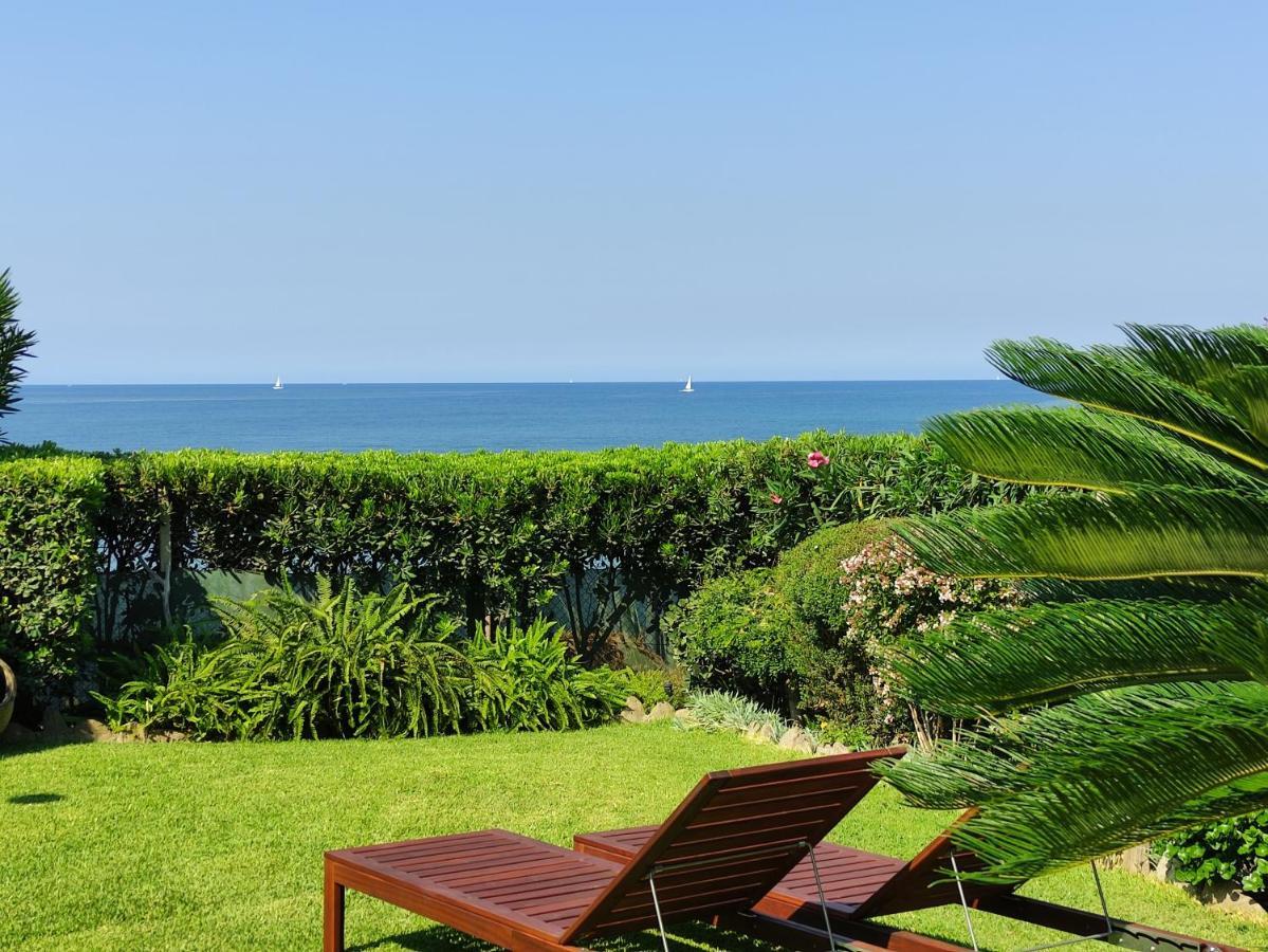 Oikia Eleanthi - Beachfront Garden Home! 米提卡斯 外观 照片